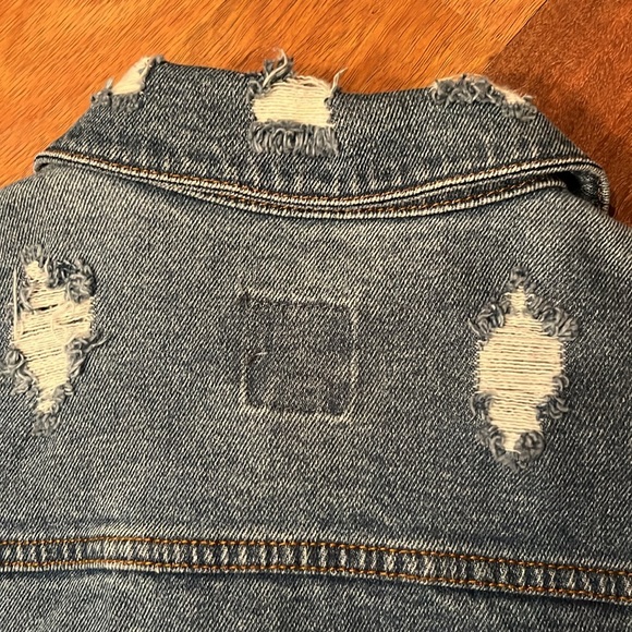 New Wild Fable distressed denim vest - Picture 12 of 16